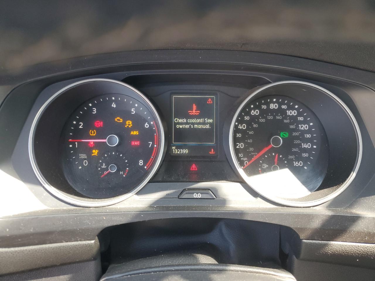 VOLKSWAGEN TIGUAN SE