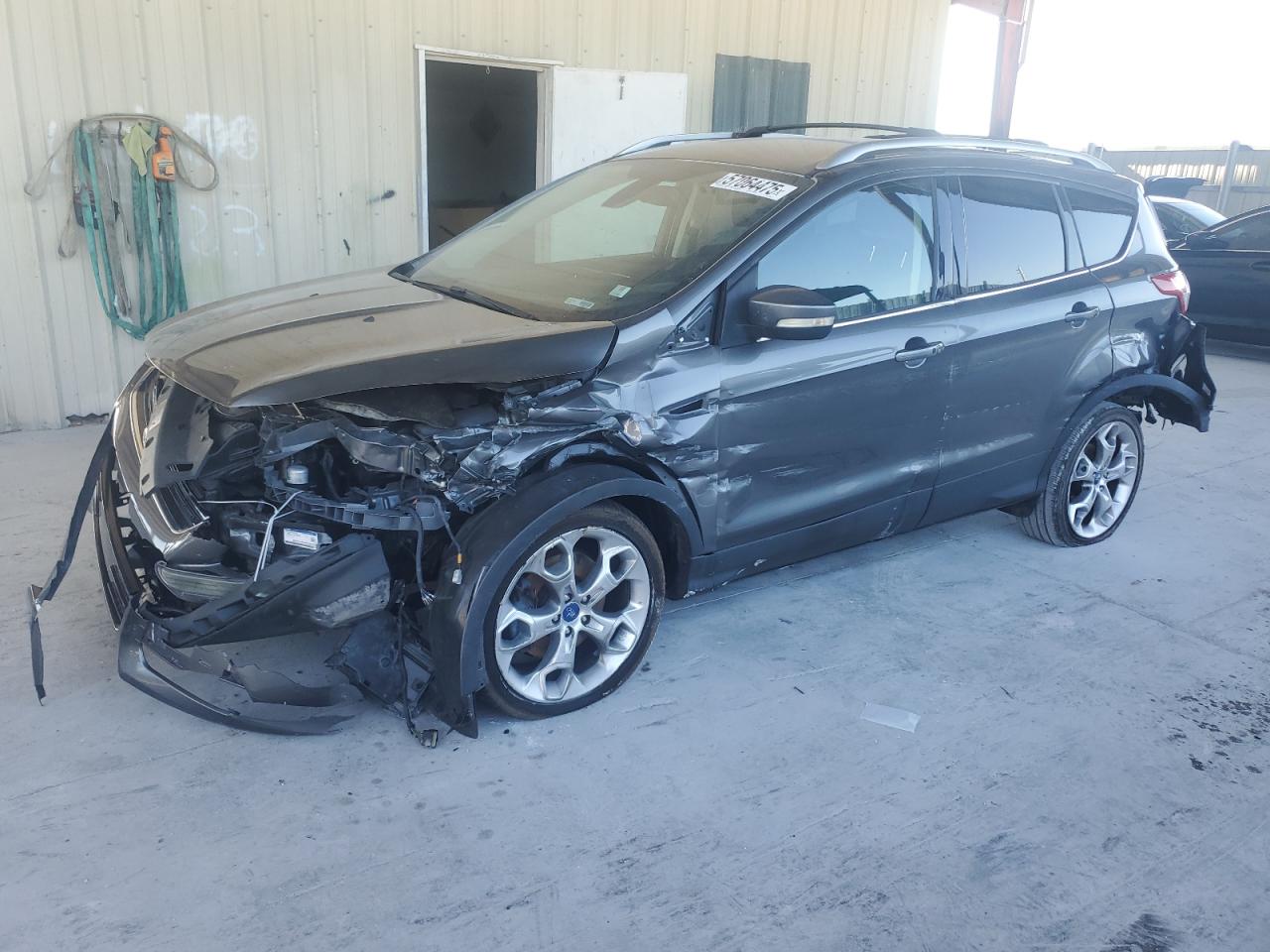 FORD ESCAPE TITANIUM