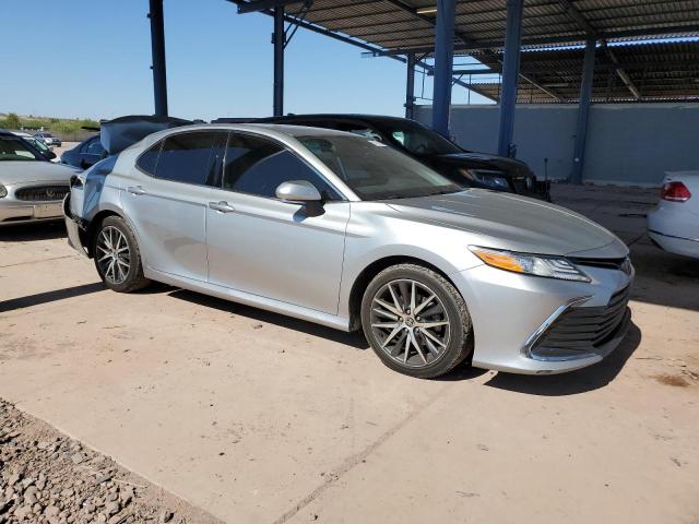 Vin: 4t1f11akxnu022225, lot: 57911135, toyota camry xle 20224