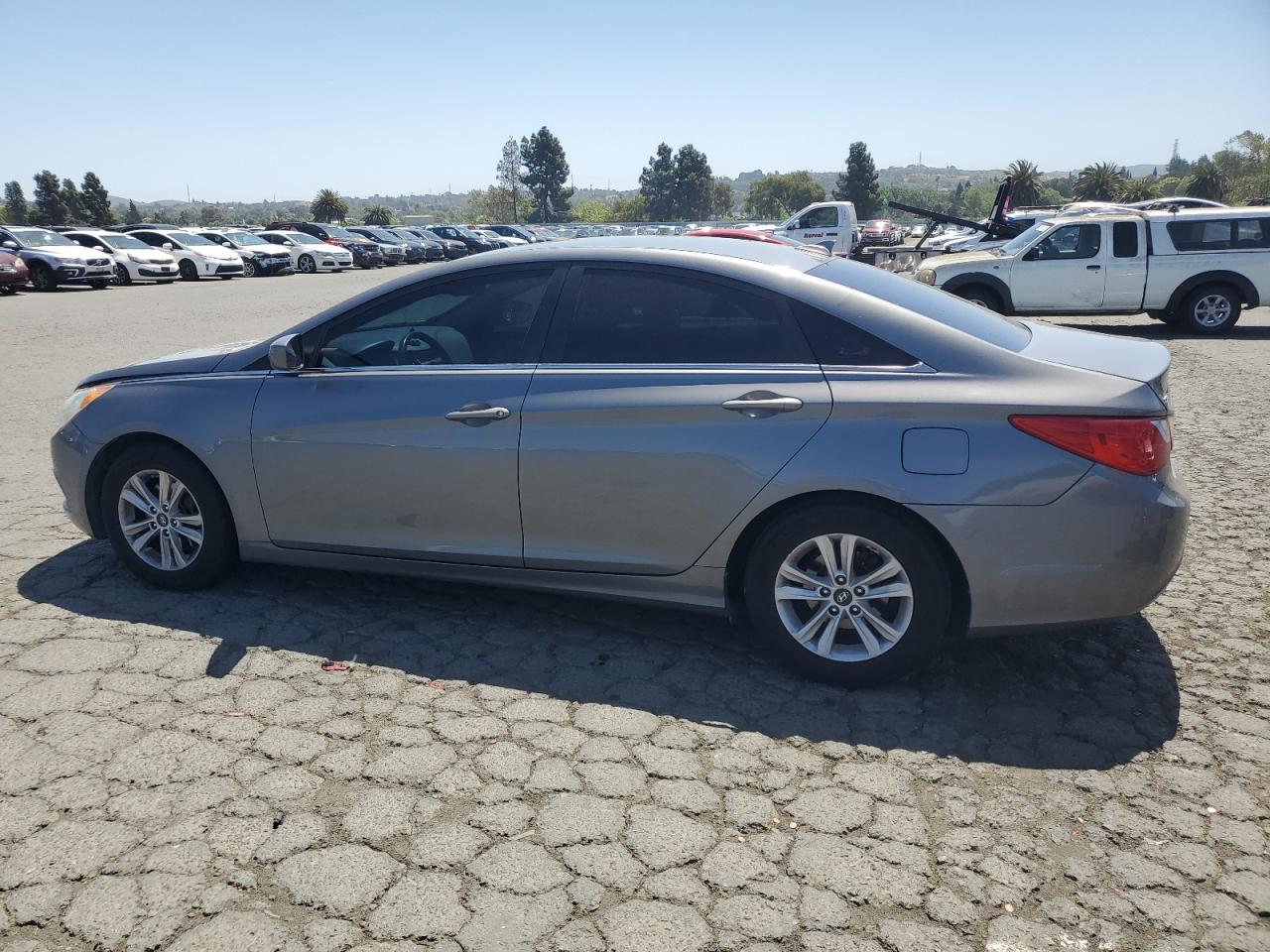 HYUNDAI SONATA GLS