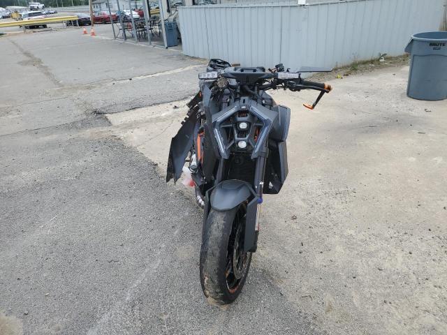 2024 KTM 1290 SUPER - VBKV39409RM989710
