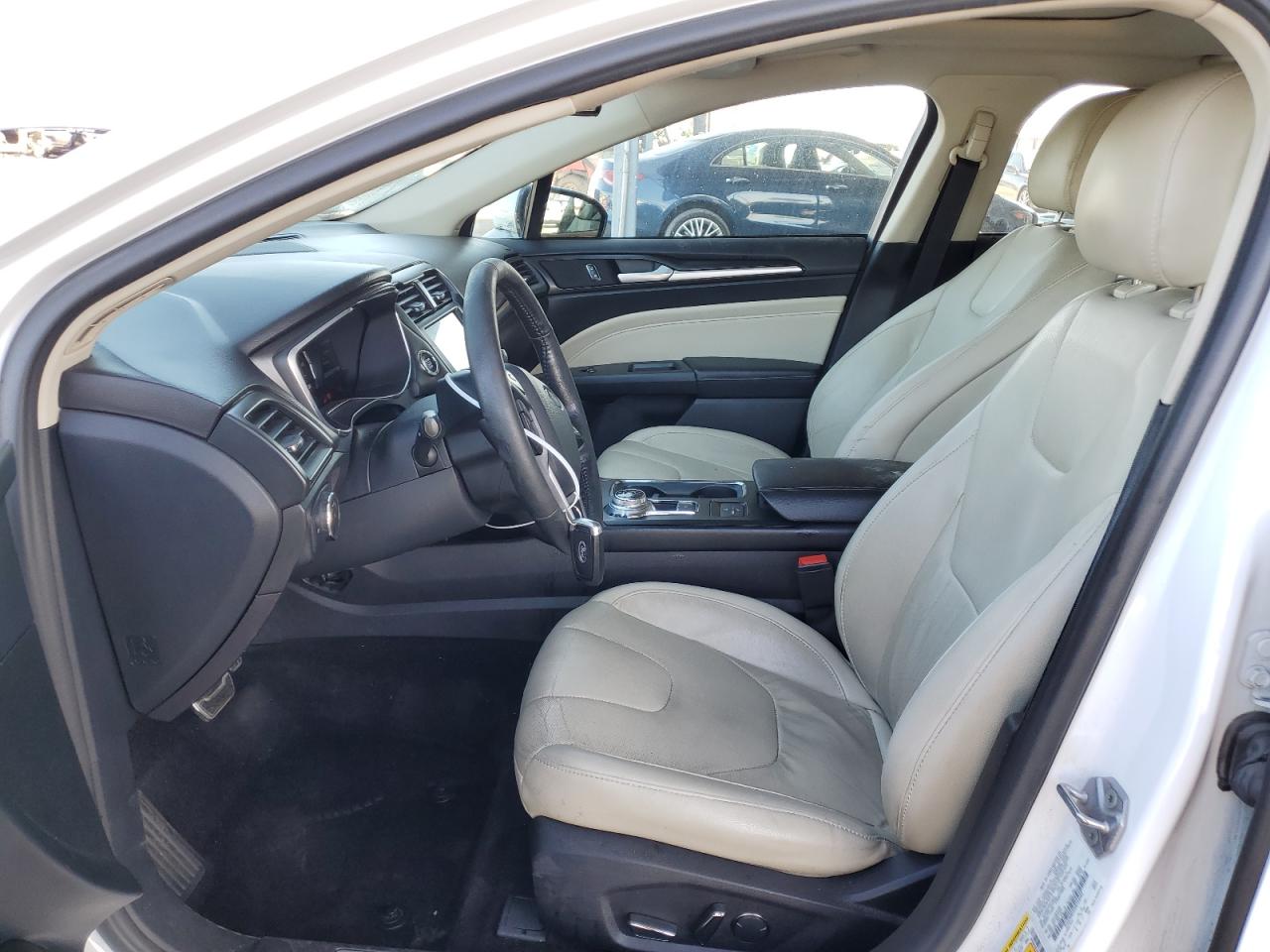 FORD FUSION TITANIUM HEV