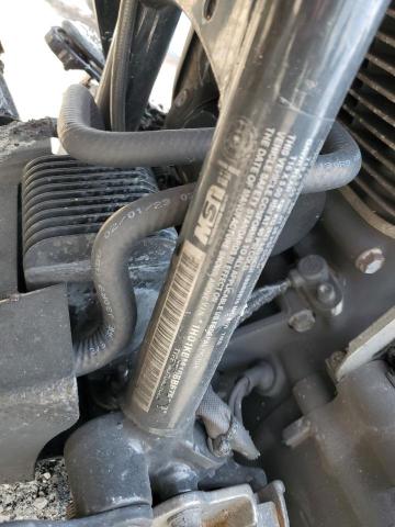 2011 HARLEY-DAVIDSON FLHX 1HD1KBM16BB675113