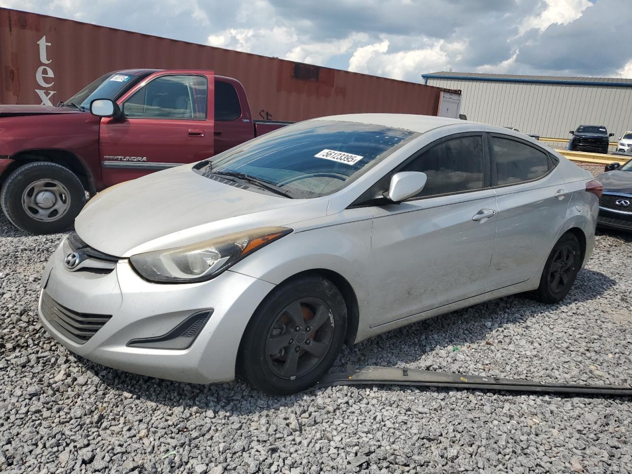 HYUNDAI ELANTRA SE