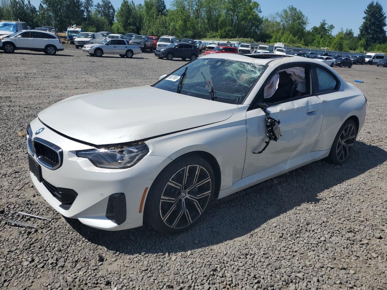 BMW 2 SERIES 230XI