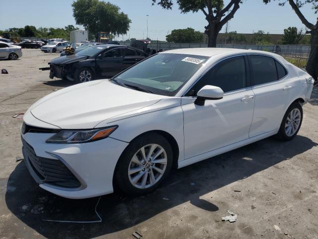 Vin: 4t1c11ak4nu660831, lot: 56983585, toyota camry le 2022 img_1