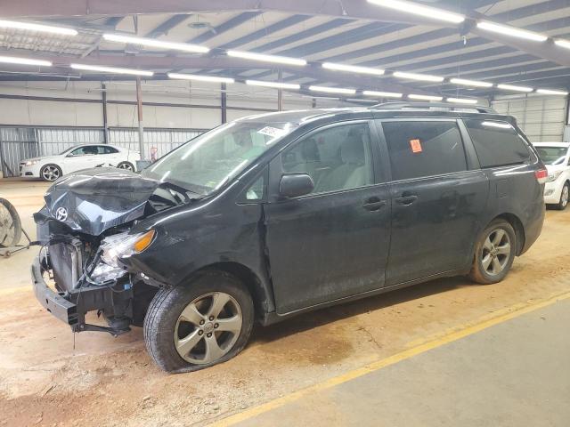 TOYOTA SIENNA LE