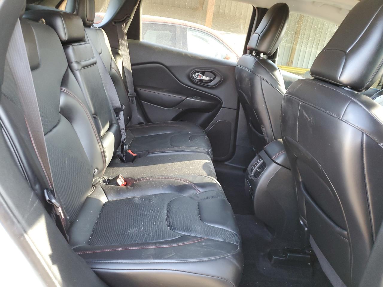 JEEP CHEROKEE TRAILHAWK