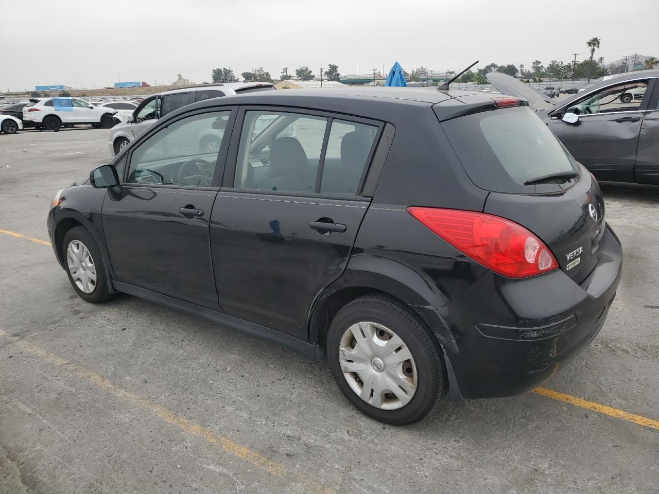Lot #3156978642 2011 NISSAN VERSA S