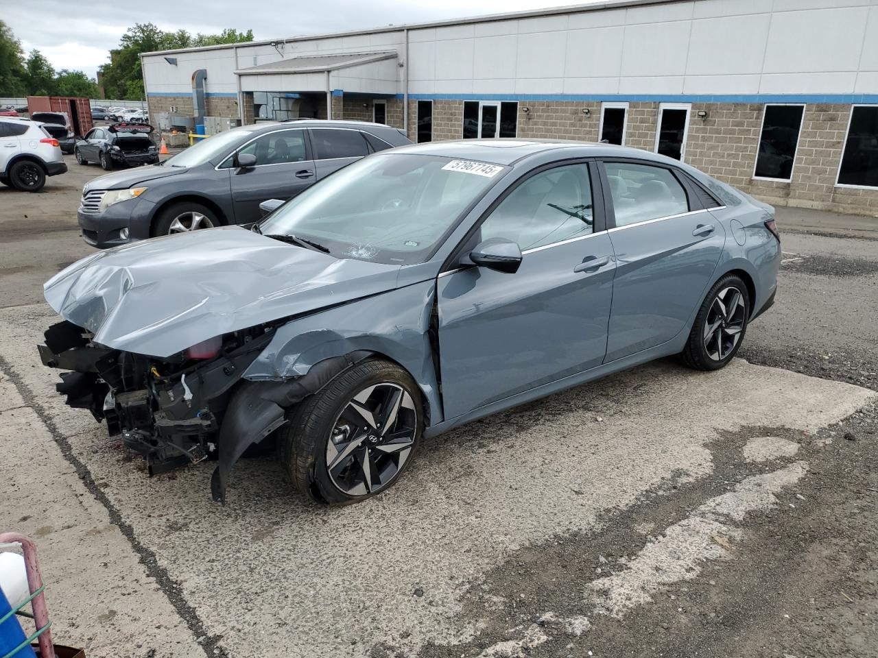 HYUNDAI ELANTRA LIMITED