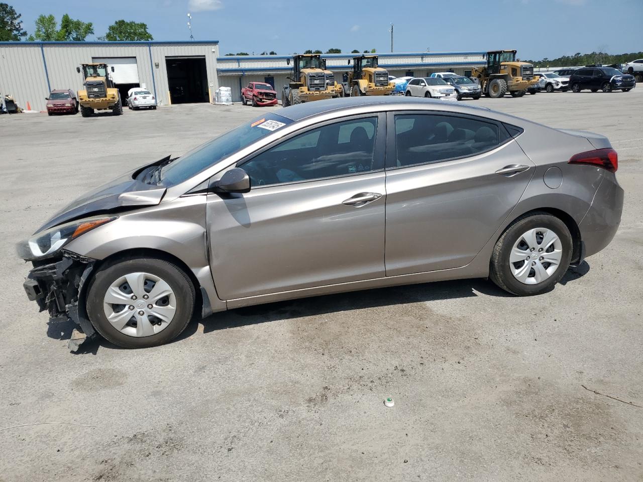 HYUNDAI ELANTRA SE