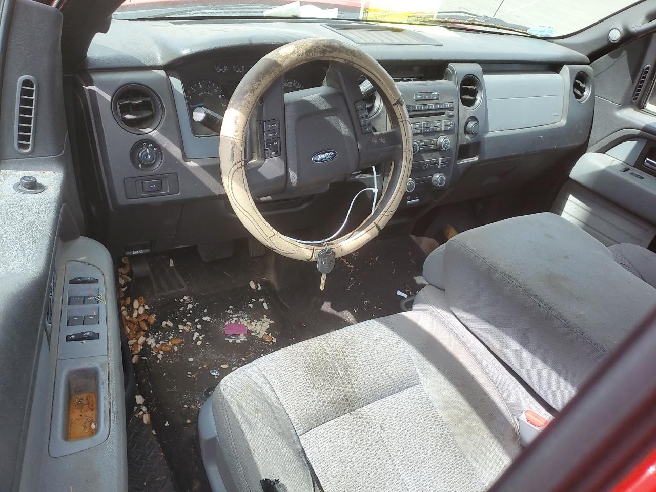 FORD F-150 SUPER CAB