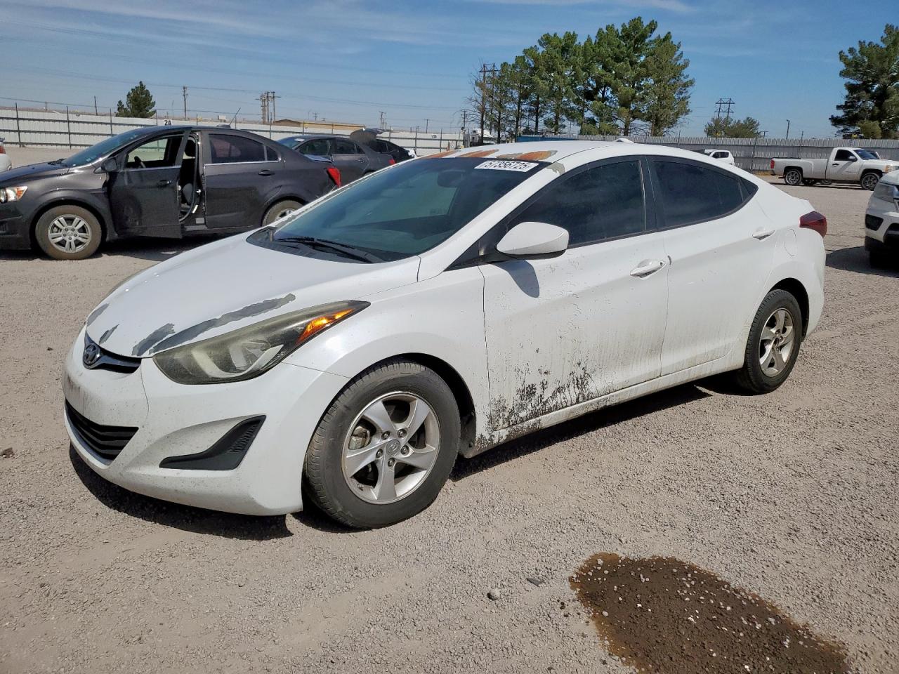 HYUNDAI ELANTRA SE