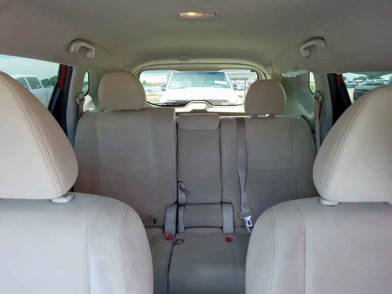 2015 NISSAN ROGUE S - KNMAT2MT0FP529184