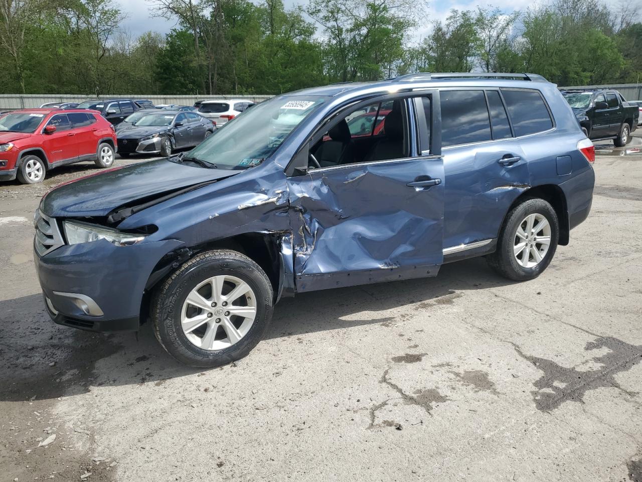 TOYOTA HIGHLANDER BASE