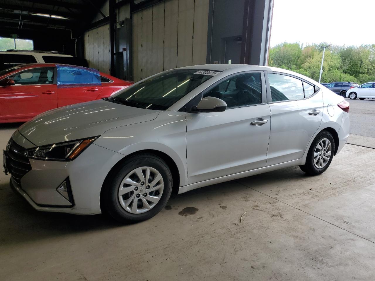 HYUNDAI ELANTRA SE