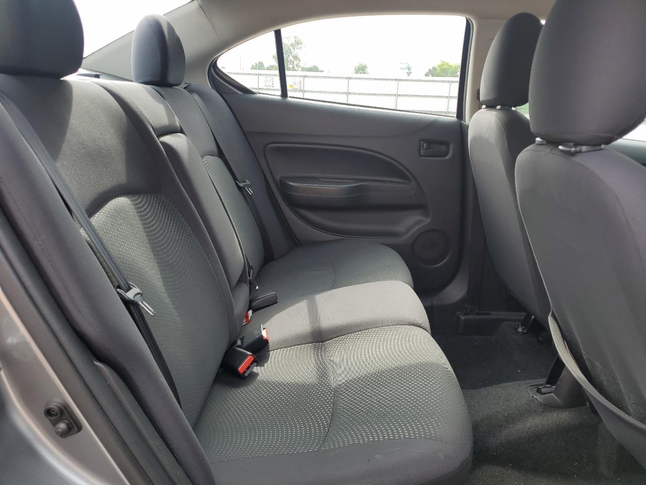 MITSUBISHI MIRAGE G4 ES