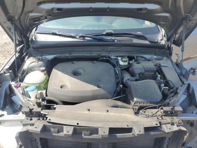 2019 VOLVO XC40 T5 MO YV4162UK8K2136519