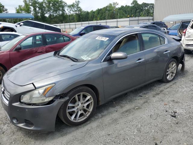 NISSAN MAXIMA S