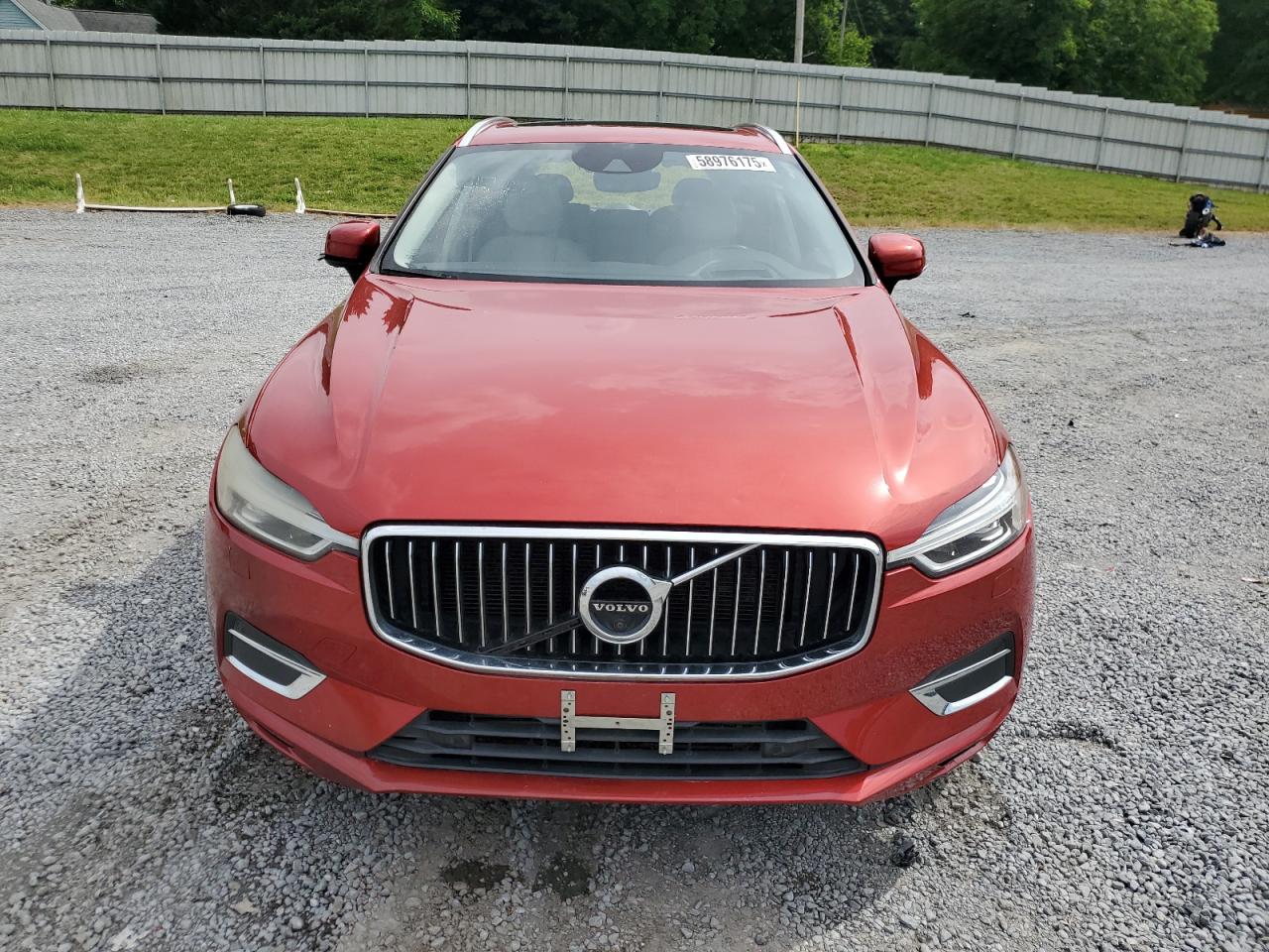 VOLVO XC60 T5 INSCRIPTION