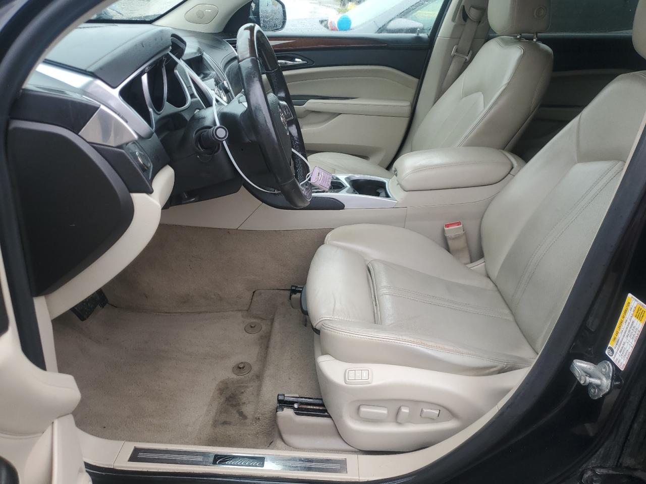 CADILLAC SRX LUXURY COLLECTION