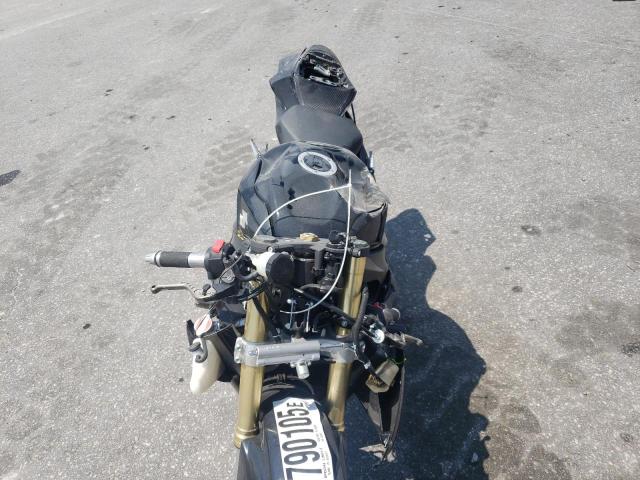 2011 SUZUKI GSX750 JS1GR7MA2B2102420