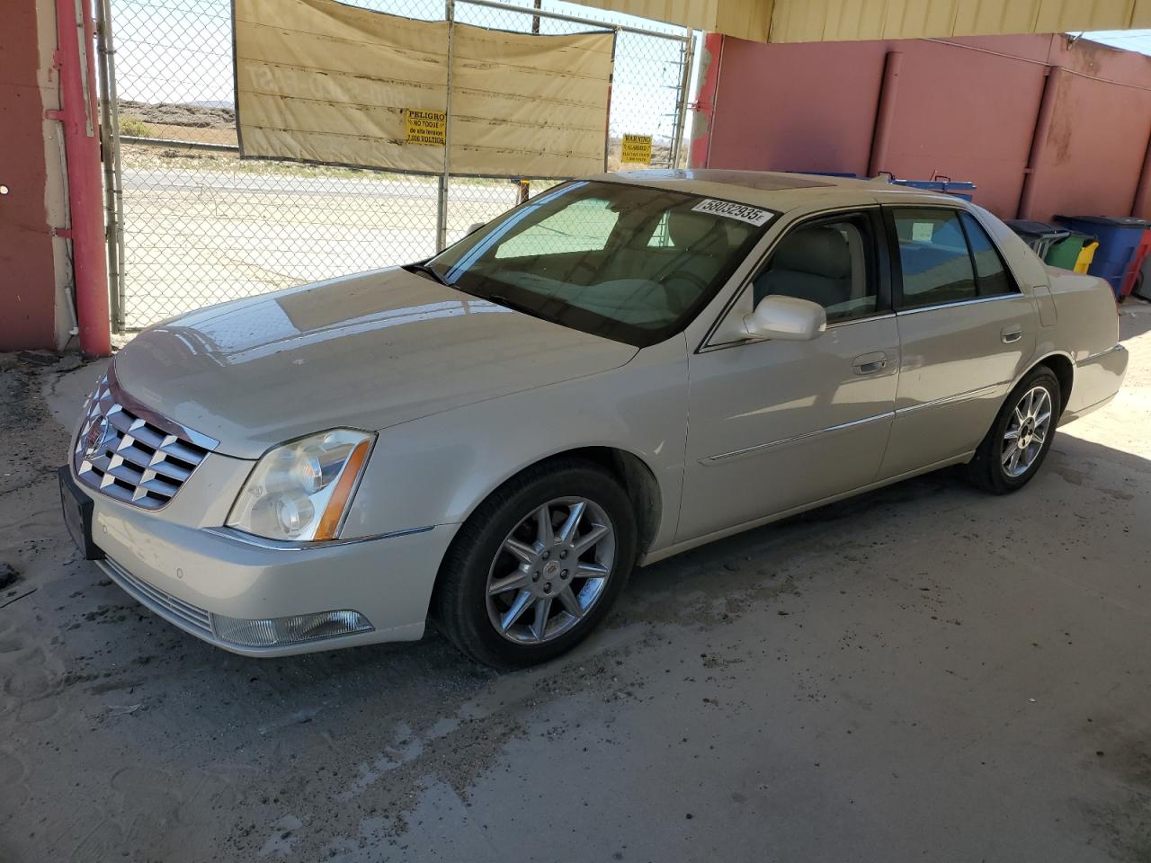 CADILLAC DTS LUXURY COLLECTION