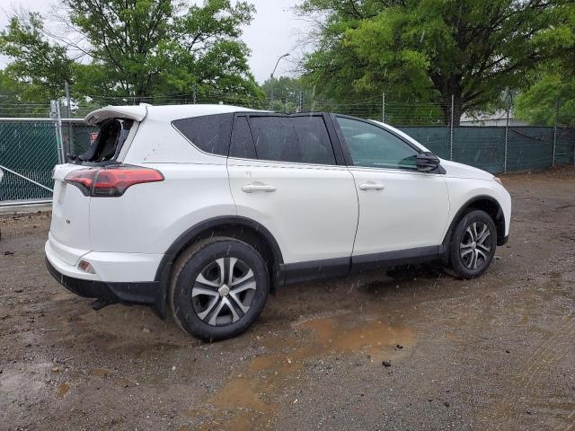 Vin: 2t3zfrevxjw505832, lot: 57770575, toyota rav4 le 20183