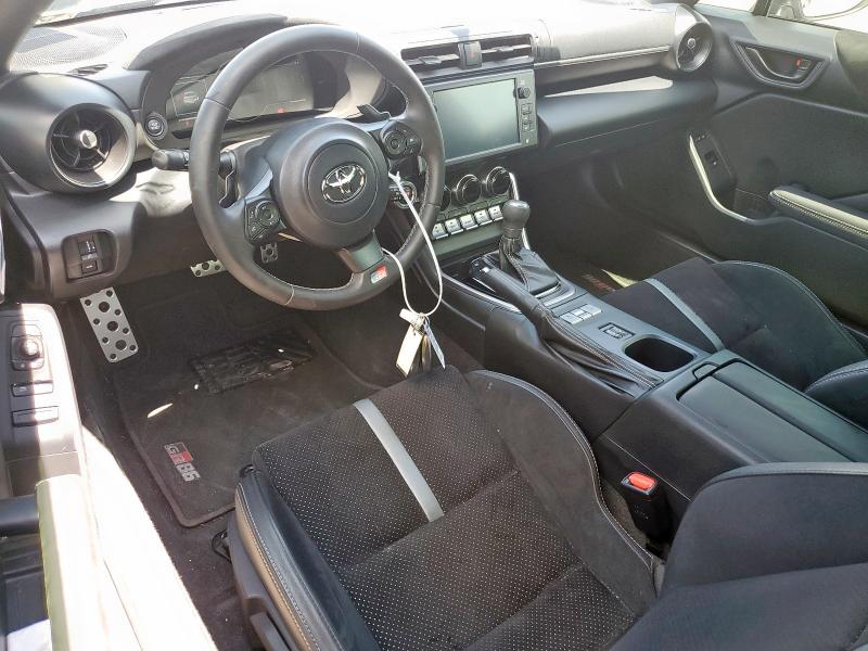 2024 TOYOTA GR 86 PREM JF1ZNBE19R8757554
