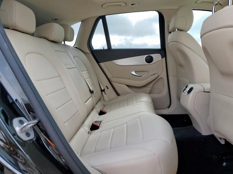 2022 MERCEDES-BENZ GLC 300 - W1N0G8DB5NG109339