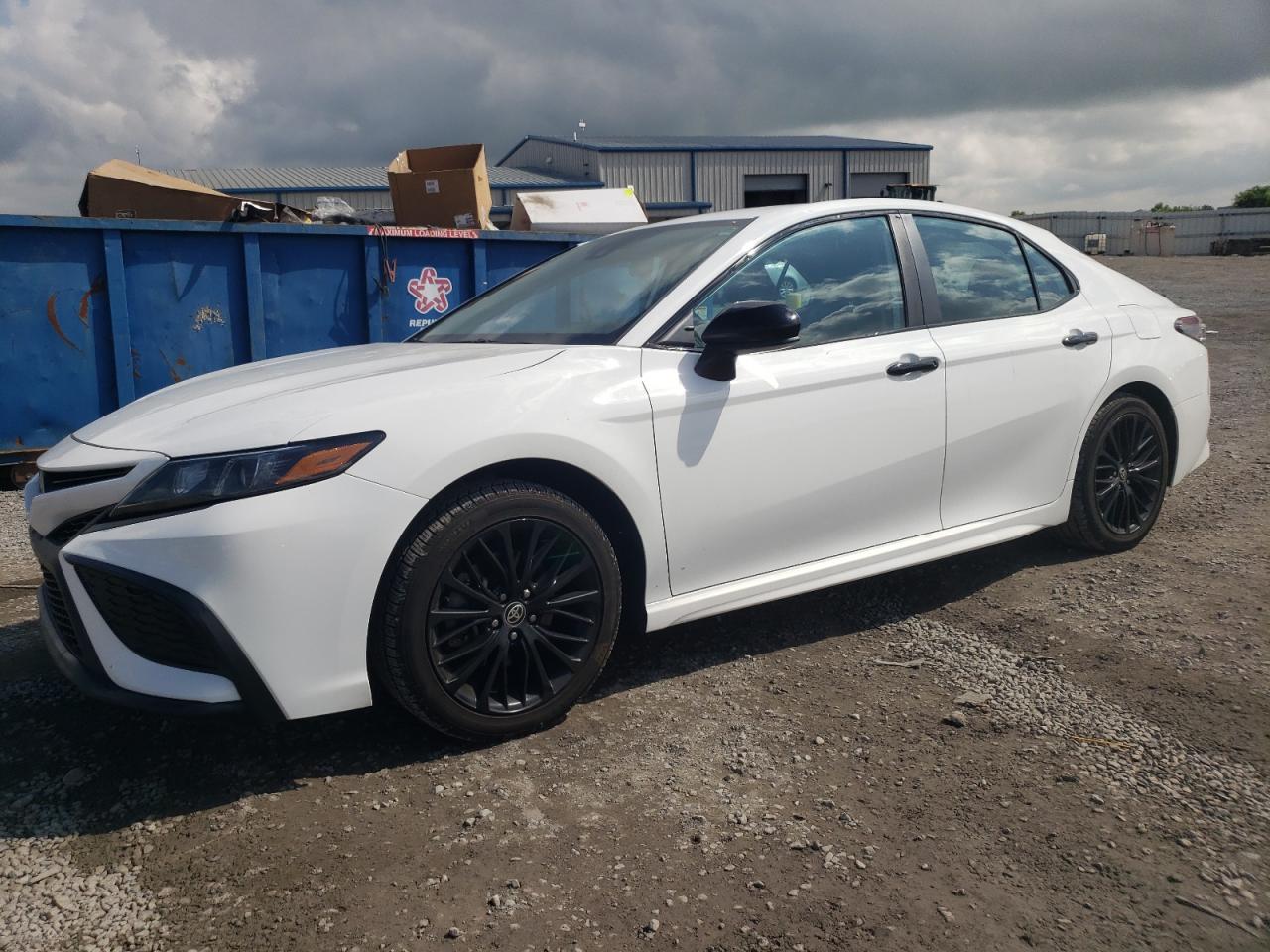 TOYOTA CAMRY SE