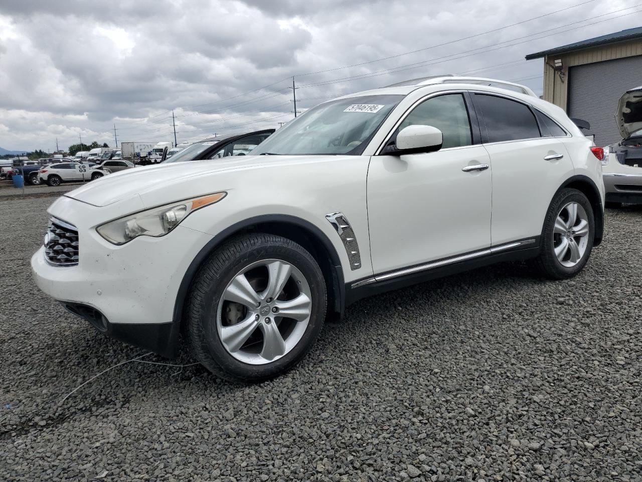 INFINITI FX35