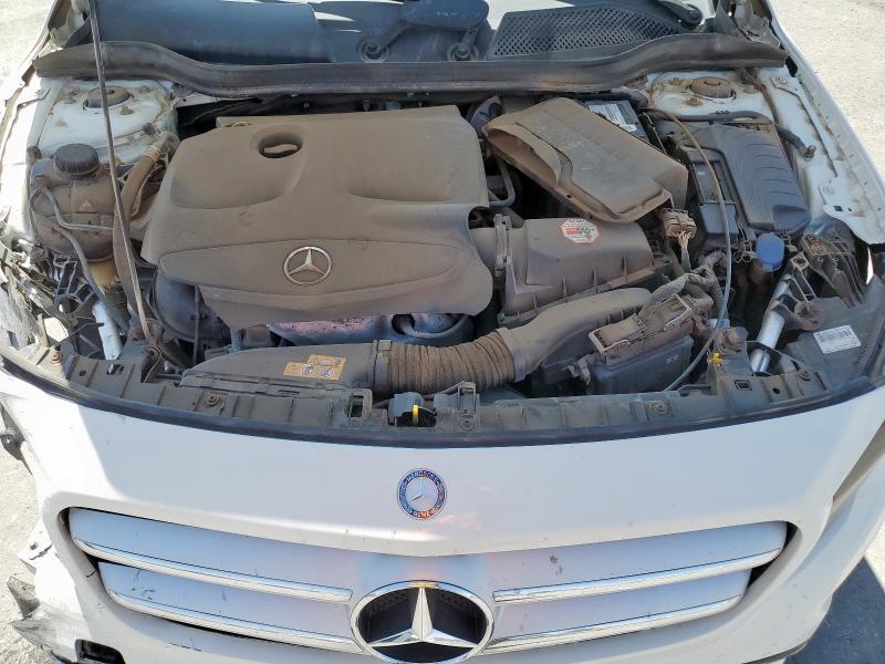 2017 MERCEDES-BENZ GLA 250 - WDCTG4EB8HJ339891