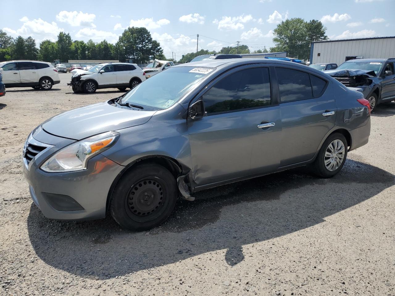 NISSAN VERSA S