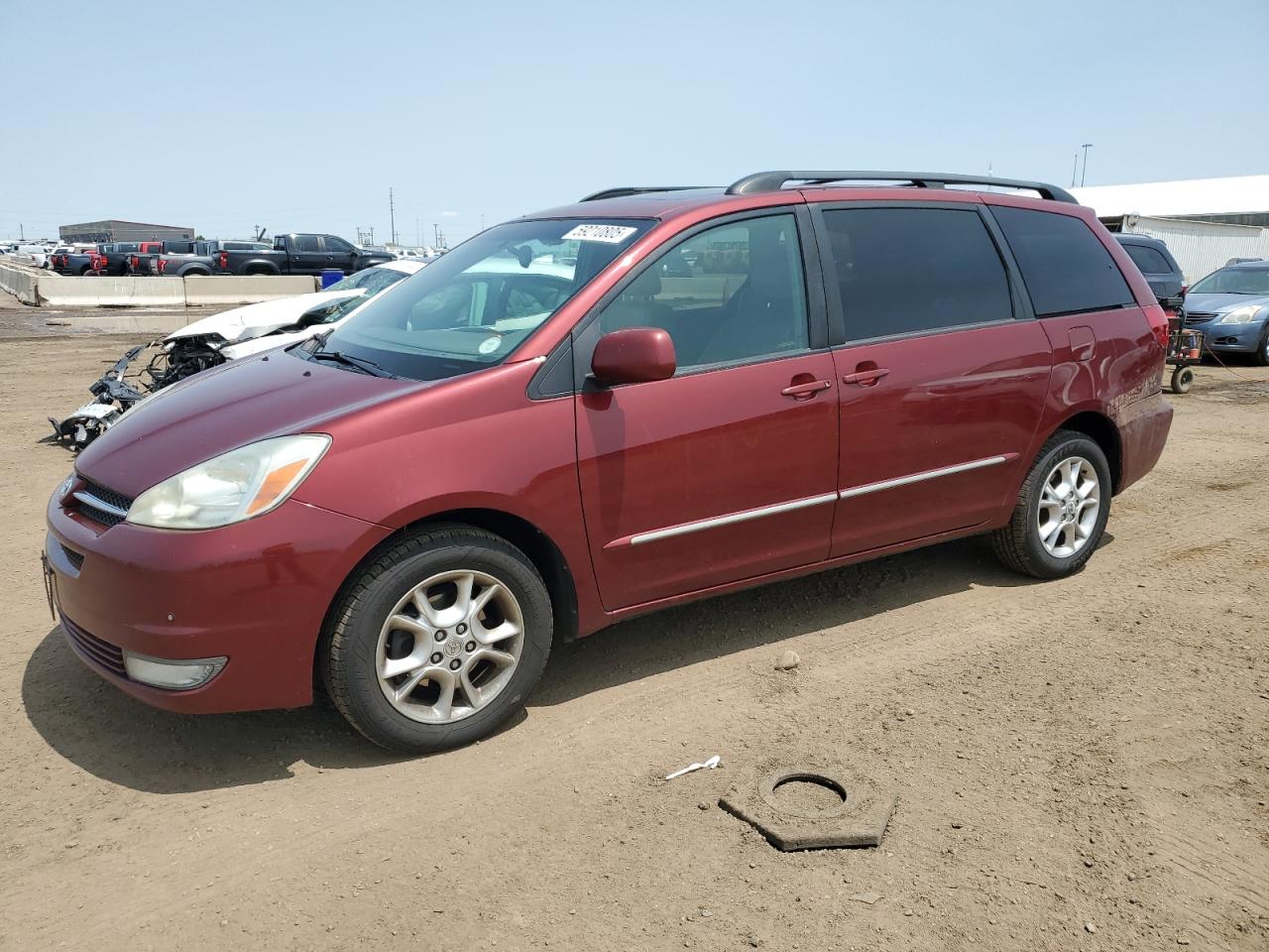  Salvage Toyota Sienna