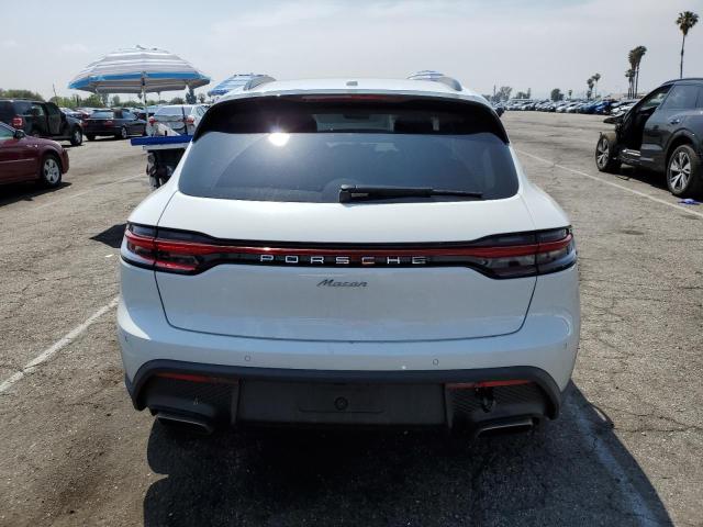 2024 PORSCHE MACAN BASE WP1AA2A52RLB12140