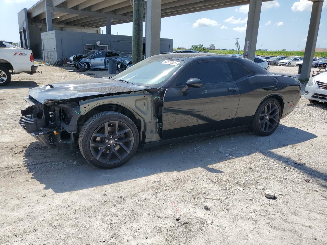  Salvage Dodge Challenger