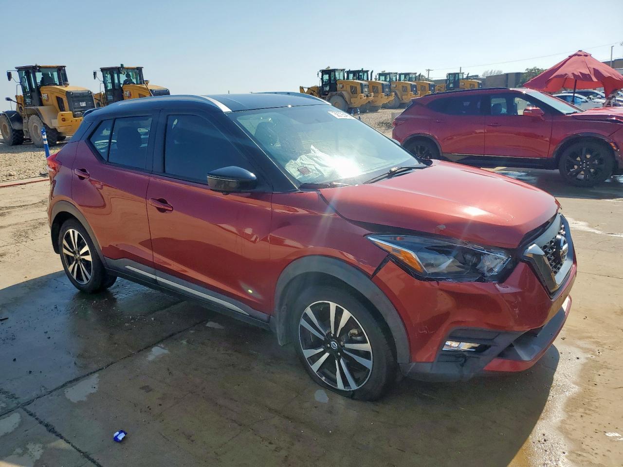 NISSAN KICKS S