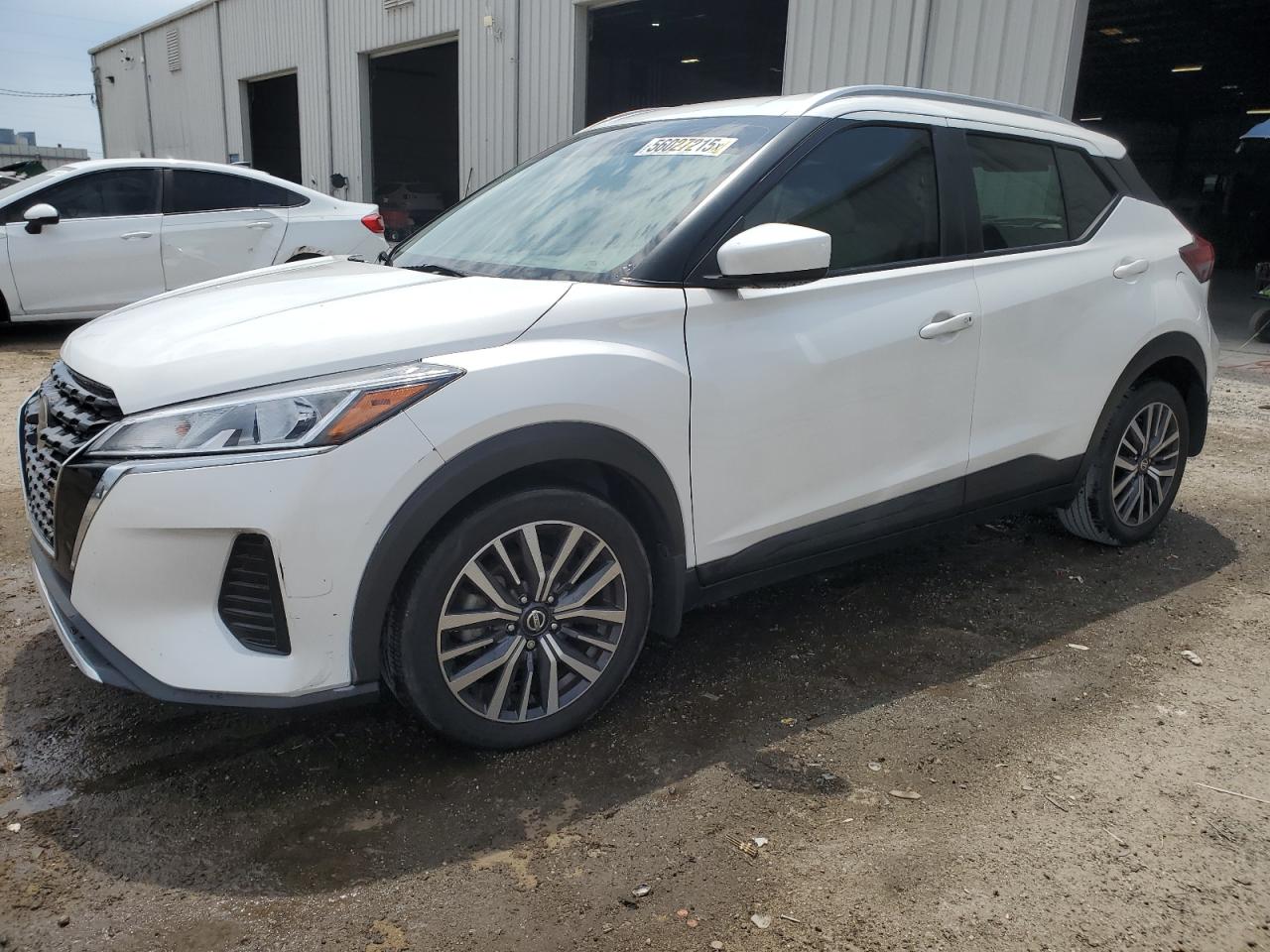 NISSAN KICKS SV