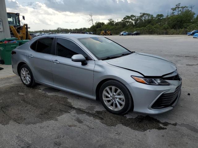 Vin: 4t1c11ak3nu684635, lot: 58978535, toyota camry le 20224