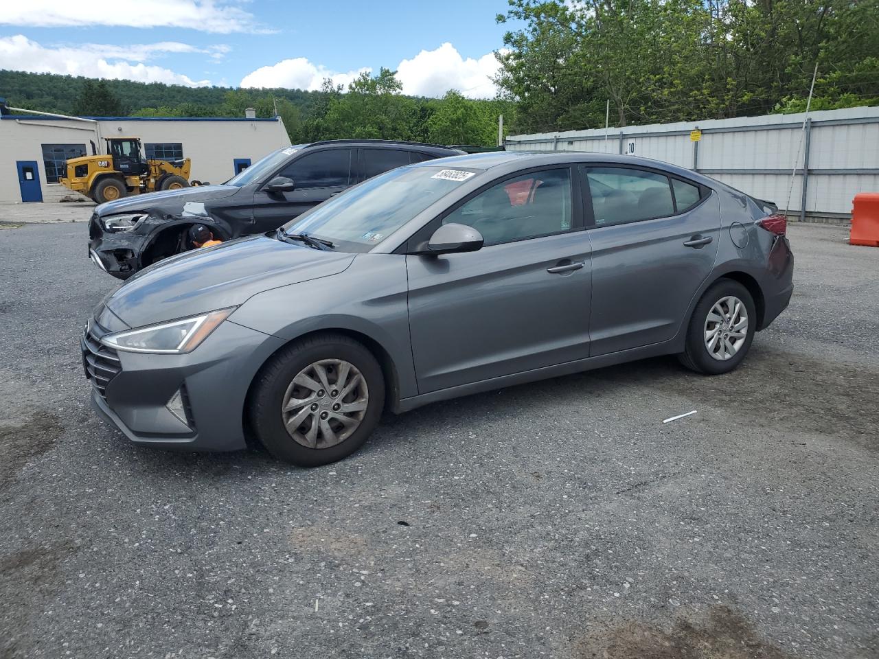 HYUNDAI ELANTRA SE