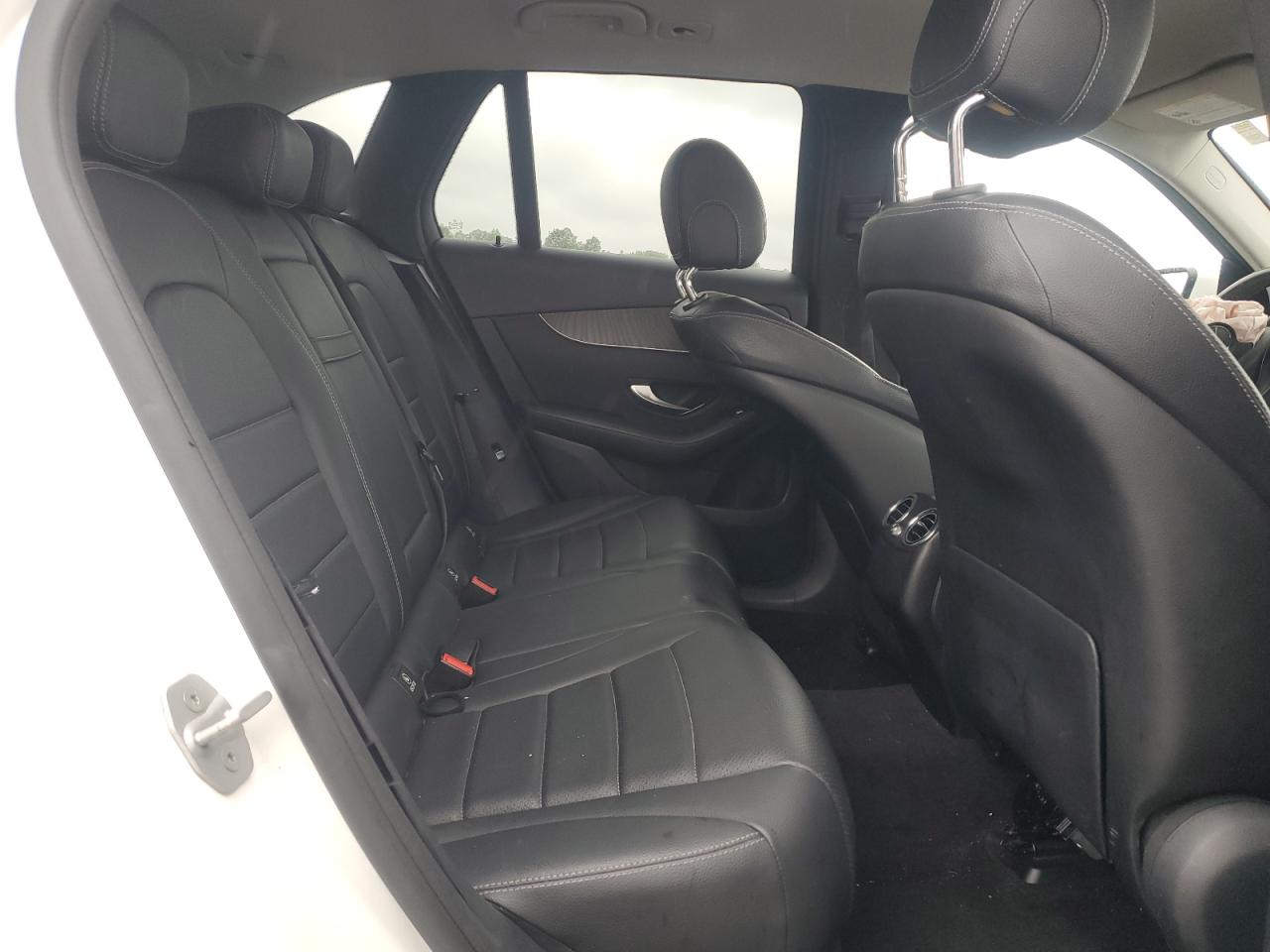 MERCEDES-BENZ GLC-CLASS 300 4MATIC