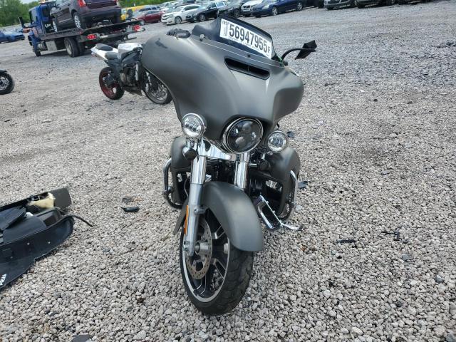 2018 HARLEY-DAVIDSON FLHX STREET GLIDE 1HD1KBC19JB662243