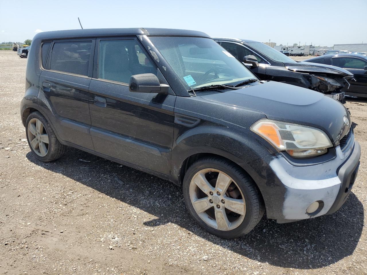 KIA SOUL +