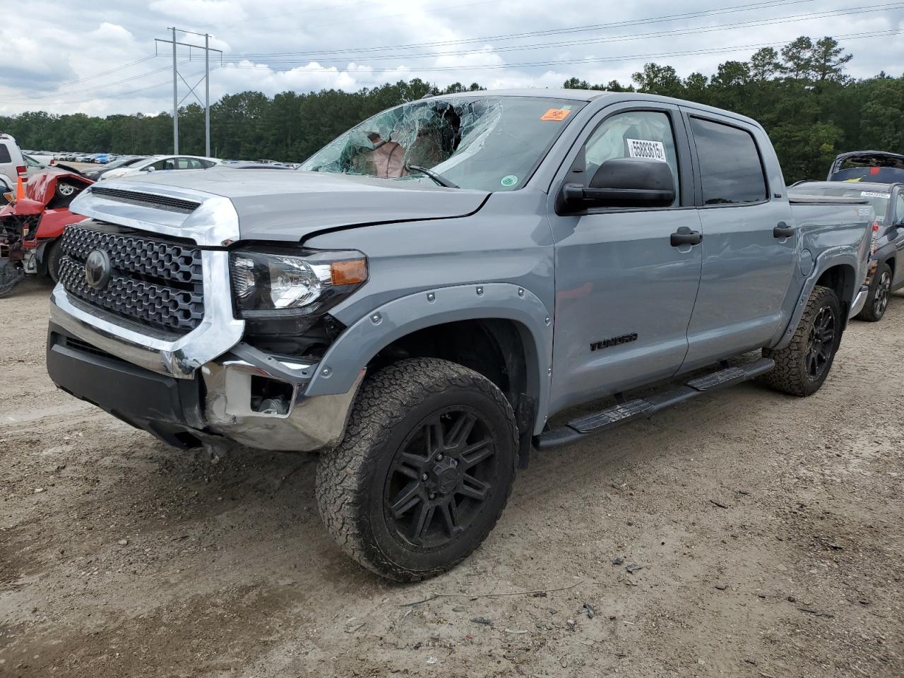 TOYOTA TUNDRA CREWMAX SR5