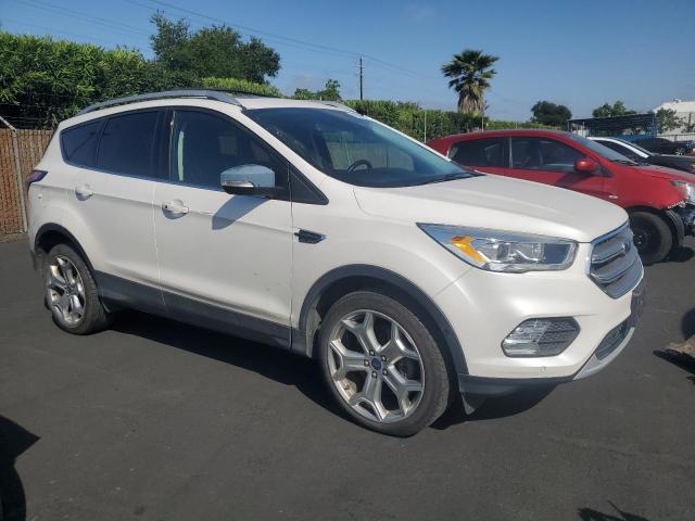 Vin: 1fmcu0j93hud85245, lot: 54389525, ford escape titanium 20174