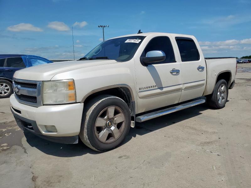 CHEVROLET SILVERADO