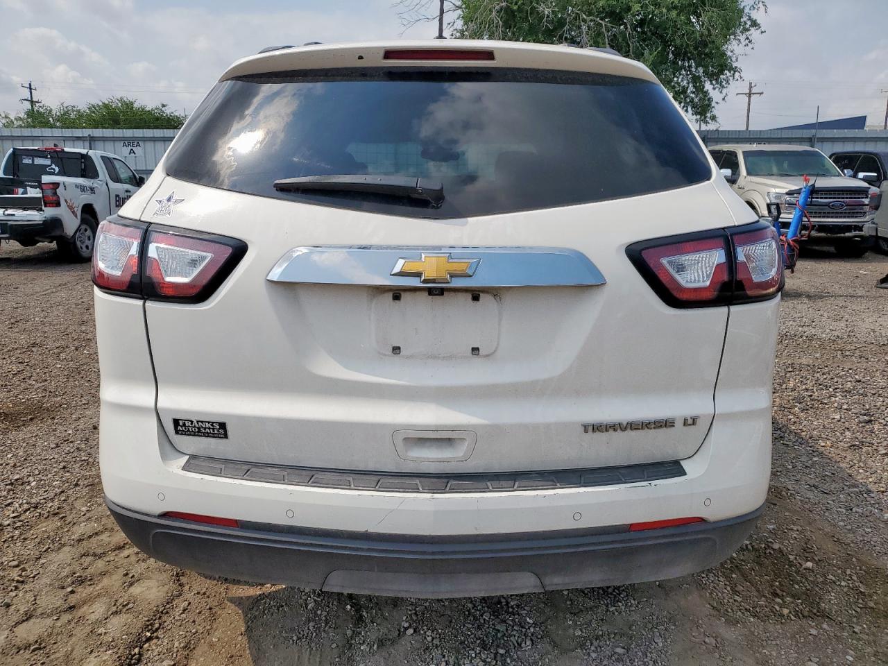 CHEVROLET TRAVERSE LT