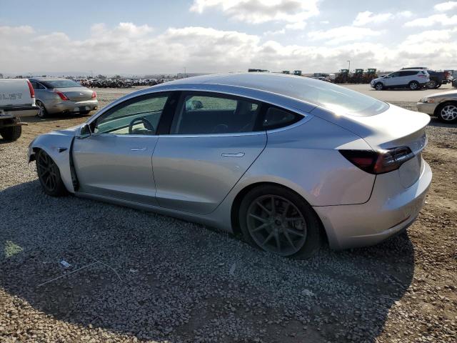 TESLA MODEL 3 2018 silver  electric 5YJ3E1EB0JF091336 photo #3