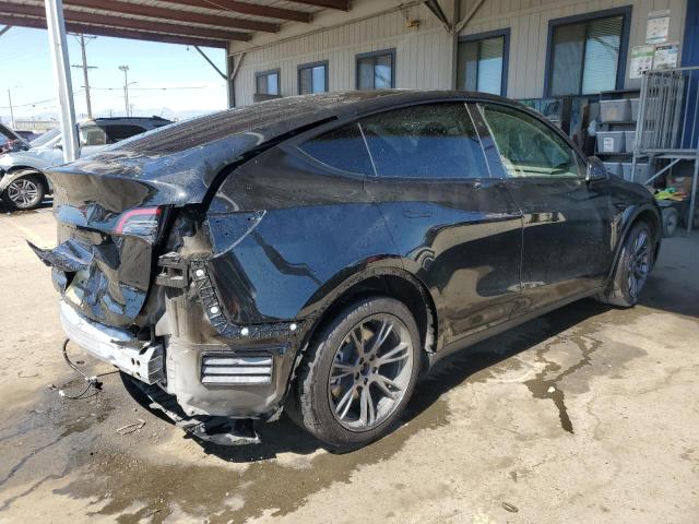 2024 TESLA MODEL Y - 7SAYGAEE5RF120693